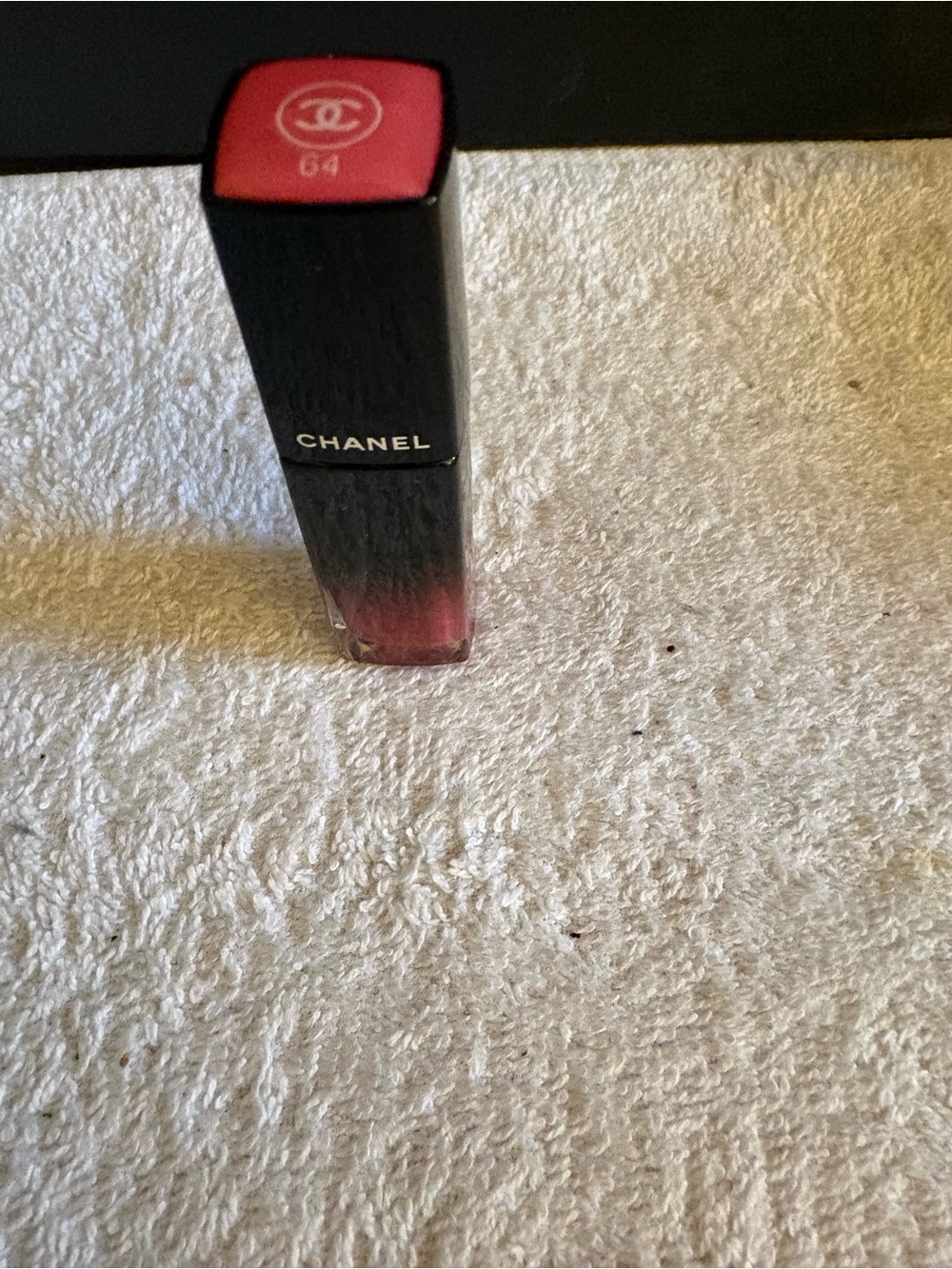 Rouge 64 Exigence